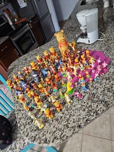 80 Teile WINNIE THE POOH Figuren Spielzeug, Disney Ferkel Tigger Vintage - Bild 1 von 1