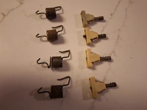 71-87 GM Faro Lámpara Cubo Ajustador Muelles y Tornillos Firebird Camaro - Imagen 1 de 5