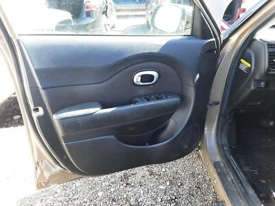 Panel de moldura interior de puerta delantera izquierda usado se adapta a: Kia Soul 2015 grado A Foto 1 de 4