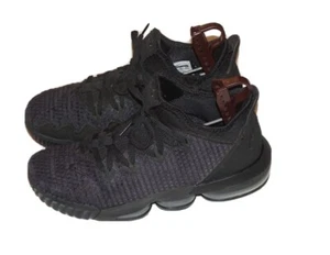 Nike Lebron 16 Low Triple Black Men’s 7.58 C12668-002 - Picture 1 of 10