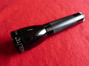 Maglite ML25LT Torcia elettrica LED 2 celle C, Nero - ML25LT-S2016 - Foto 1 di 19