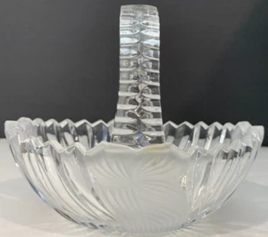 Vintage Crystal Clear Studios Crystal Sutton Place 24% Lead Crystal Basket - Picture 1 of 7