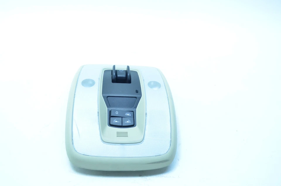 07-11 VOLVO S80 FRONT OVERHEAD CONSOLE INTERIOR DOME LIGHT LAMP OEM - Imagem 1 de 4