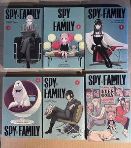 LOT OF 5 SPY X FAMILY Manga paperbacks by Tatsuya Endo 1-5 + THE OFFICIAL GUIDE - Bild 1 von 2