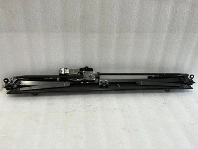 2010 2011 2012 LEXUS LS460 POWER BACK GLASS SUNSHADE - Image 1 of 4