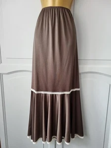 LADIES VTG DEBENHAMS BROWN NYLON HALF SLIP SIZE MEDIUM - Picture 1 of 12