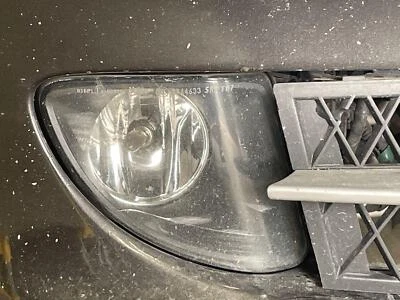 2010 BMW 550I GT Front Passenger Right RH Fog Light Lamp Halogen OEM 63177199620 - Image 1 of 4