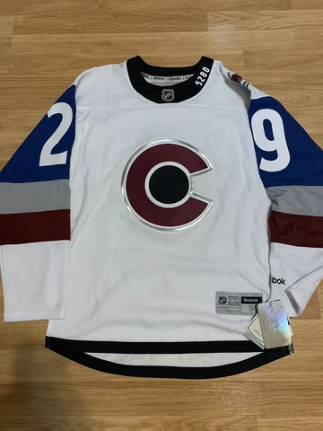 NWT Reebok Colorado Avalanche Mackinnon 2016 Stadium Series Hockey Jersey S Cover