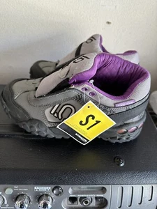 Five Ten Team 5.10 Women's Climbing shoes New without box Size 5.5 - Picture 1 of 6