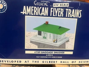 American Flyer #49813 (789) Baggage Smasher Building - Picture 1 of 9