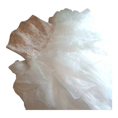 Vestido de novia largo con volantes de tul tren corto imitación perla cuentas talla 20 Foto 1 de 4