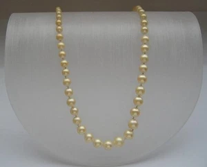Collier mit Perlen Pearl Perl Marke Christian Dior Hals Kette Tracht. - Bild 1 von 12