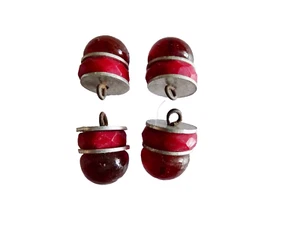 cLOTHING BLOOD RED GLASS SILVER METAL BULLET BUTTONS 4 VINTAGE FASHION neocurio - Picture 1 of 7