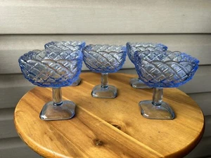 Vintage LE Smith Blue Trellis Square Glass Sherbet Dessert Bowls Dishes-Set Of 5 - Picture 1 of 7