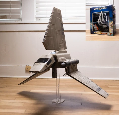 2002 Hasbro Star Wars Return of the Jedi Imperial Shuttle FAO Schwarz Cover
