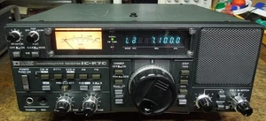 ICOM IC-R70 Communications Receiver Ham Radio 0.1 to 30Mhz working with options - Picture 1 of 10