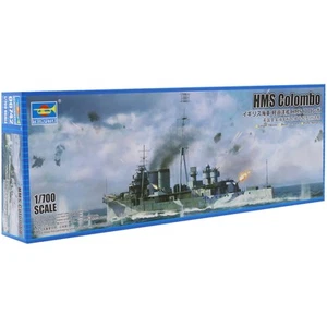 Trumpeter 1/700 HMS Colombo C-Class Light Cruiser Model Kit - Picture 1 of 6