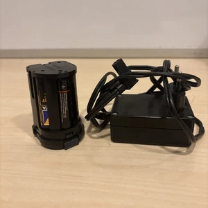 Metz Metz 45-39 AA Batteriehalter Mit Netzteil - Bild 1 von 2