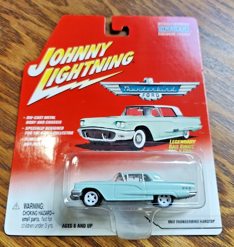 Johnny Lightning 2002 1960 Ford Thunderbird Hardtop