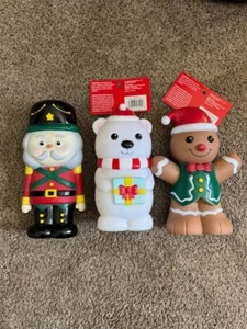 3x Merry & Bright XL Toys Vinyl Lebkuchen, Spielzeugsoldat, Schneemann - Bild 1 von 1