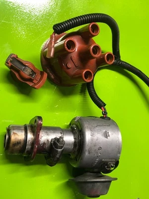 Distributor JFU 4   0231 170 087 with adapter, cap, rotor for Volvo B18 B20 - Image 1 of 4