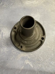 Saginaw 4-Speed Transmission Input Shaft Bearing Retainer 3859033 GM Original - Picture 1 of 3