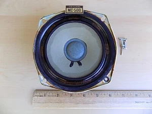 Altavoz woofer realista MC-500 5-1/4" 8 ohmios - Imagen 1 de 3