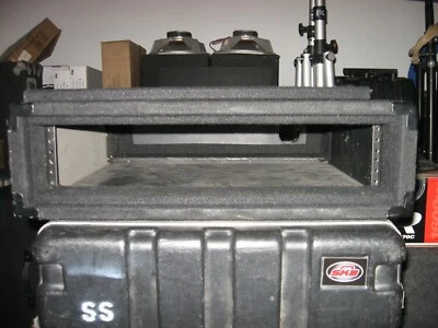 Odyssey CRE02 Rack Mount Case. 2U Carpeted Econo Plywood Case. - Image 1 of 4