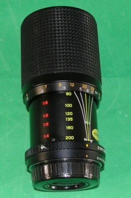 Promaster SP A MC ZOOM 52o 1:4.5 F=80-200mm Lens - Image 1 of 4