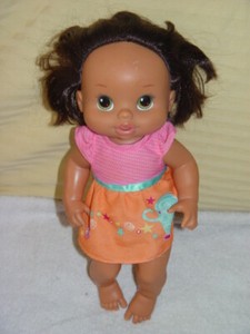 baby alive con bañera