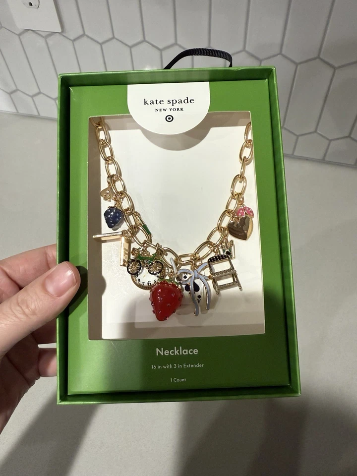 Collar dorado exclusivo de Kate Spade X Target grueso con dije Foto 1 de 1