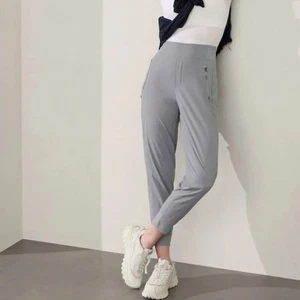 Athleta Damen Trekkie North Jogginghose in Storm Cloud Blue - Bild 1 von 10