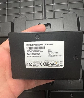 New Samsung PM983a 960GB 2.5" U.2 SSD PCIe NVMe MZQLB960HBJR Solid State Drive - Image 1 of 4