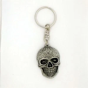 ENGLISH PEWTER - SUGAR SKULL - KEYRING KEYCHAIN CALAVERA VOODOO DAY OF THE DEAD - Picture 1 of 1