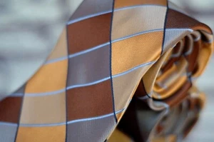 Corbata de seda tejida a cuadros marrón dorado y azul Ike Behar para hombre nueva - Imagen 1 de 6