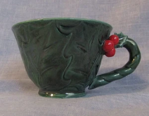 VINTAGE LEFTON GREEN HOLLY AND BERRY  TEA COFFEE CUP ONLY - Picture 1 of 4