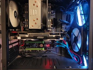 Ordenador PC Gaming XEON + teclado+ ratón + micro - Imagen 1 de 7