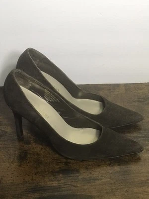 Zapatos de salón Stuart Weitzman de gamuza marrón para mujer 6,5 Foto 1 de 4