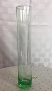 Vintage grüne mundgeblasene geätzte Knospenvase 9,5" - Bild 1 von 10