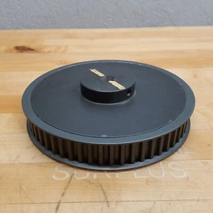 Polea de distribución T10/59, 59 dientes, diámetro de 5/8", ancho de correa de 1", diámetro exterior de 7-1/2" - Imagen 1 de 3