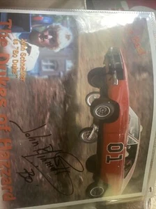 1980er Dukes of Hazzard TV Show John Schneider handsigniert 8x10 und Catherine - Bild 1 von 4
