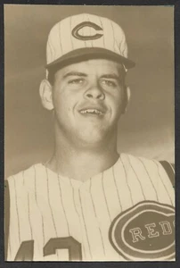 Bill McCool CINCINNATI REDS UNSIGNED 3-5/8 x 5-1/2 ORIGINAL PRESS PHOTO #3 - Picture 1 of 1