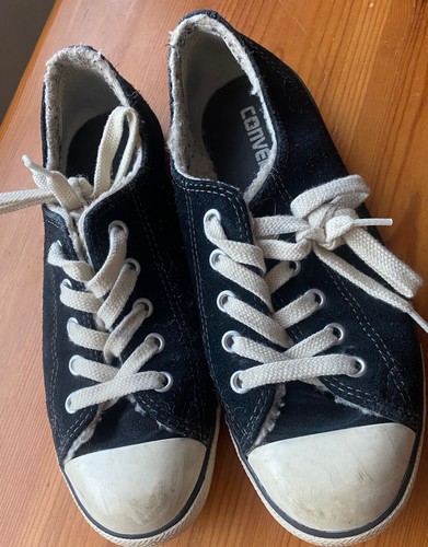 Scarpe da ginnastica Converse pelle scamosciata nera scarpe shearling foderate in pile UK4 All Star