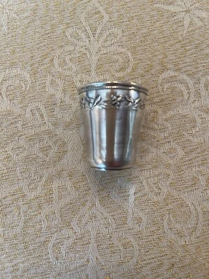 Ancien gobelet à liqueur en argent massif, poinçon Minerve - Photo 1/4