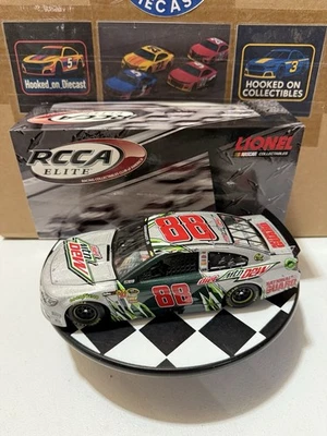 Dale Earnhardt Jr. Elite #88 Diet Mountain Dew 2013 1/24 Nascar Diecast Foto 1 de 4