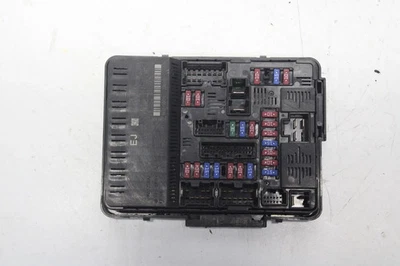 Nissan Murano 2015-2021 3,5 L V6 motor de gasolina relé de fusibles y bloque de caja OEM Foto 1 de 4