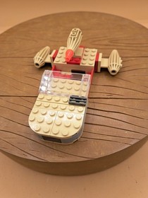 LEGO Star Wars: Landspeeder (7110)
