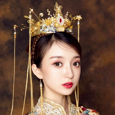 Traditional Chinese Wedding Headdress Elegant Gold Chain Hair & Ear Accessories - Image 1 of 4