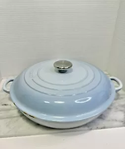 Le Creuset 30 3.5 Qt Round Enamel Cast Iron Dutch Oven Brasier 12" Coastal Blu - Picture 1 of 18