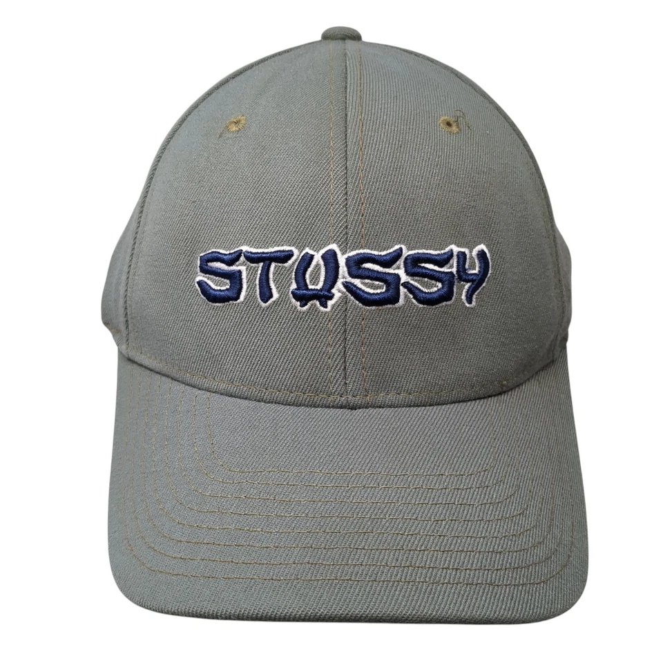 Sombrero Ajustado Stussy Gris Talla S-M Logo Bordado Golpe Trasero Mezcla Acrílico Foto 1 de 4